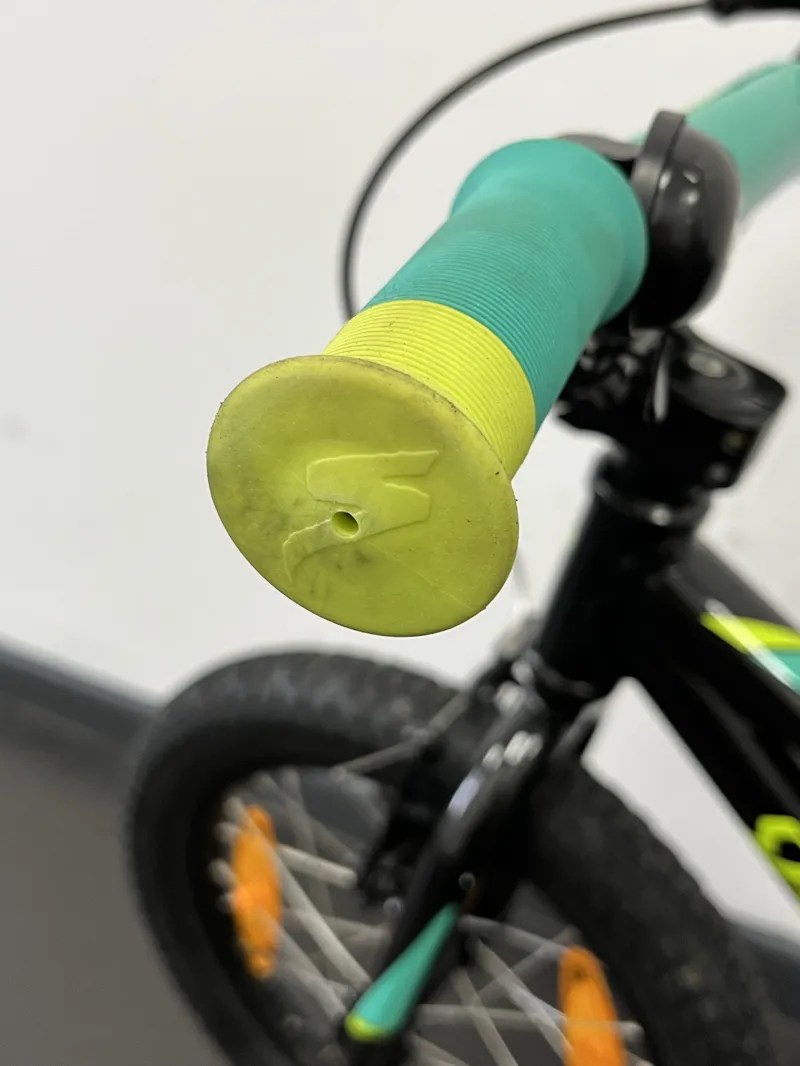 EX-DISPLAY Specialized Riprock Coaster 16 inch Kids Bike 2022 in Black-5